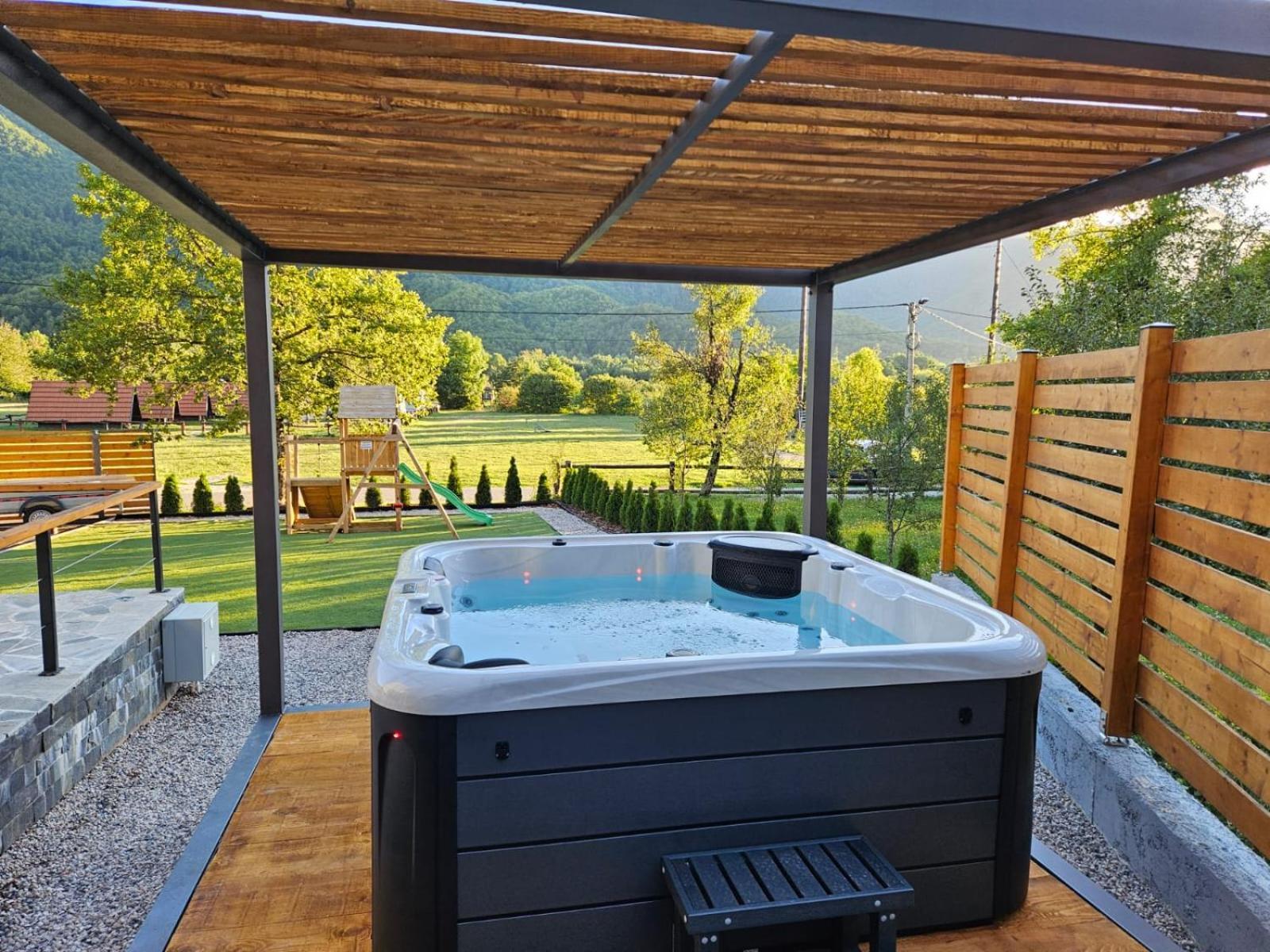 Oak House Villa Brusane Buitenkant foto